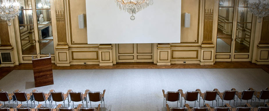 View of an empty lecture hall from the projection booth